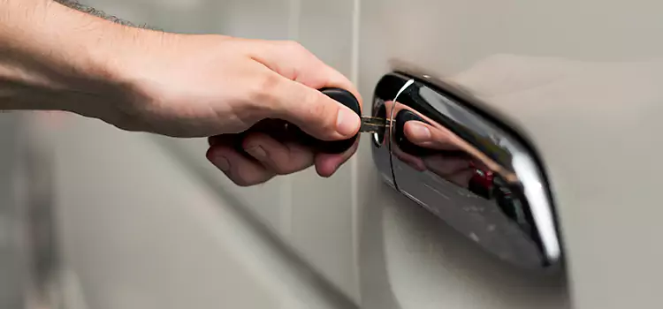 Why Choose Our Auto Locksmith Team in West Hempstead, NY?