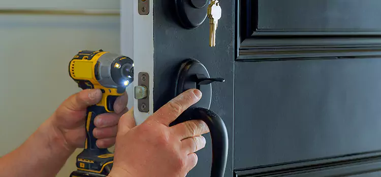 Commercial Door Lock Installation West Hempstead